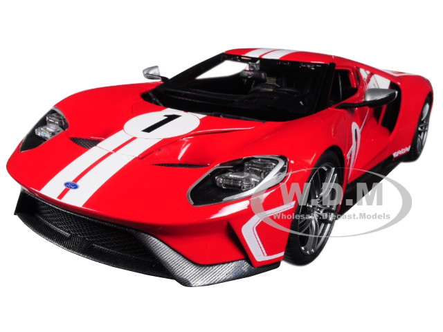 2017 FORD GT RED 1/24-1/27 DIECAST MODEL CAR BY WELLY 24082 