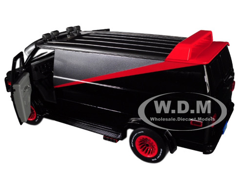 1983 GMC VANDURA BLACK & SILVER 