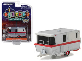1959 Holiday House Travel Trailer Silver Red Stripe Hitched Homes Series 4 1/64 Diecast Model Greenlight 34040 A