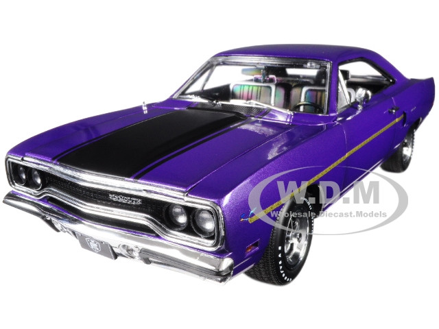 Greenlight Road Runner 1970 Plymouth Limited Edition 1/64 Greenlight Road Runner 1970 Plymouth Limited Edition 1/64