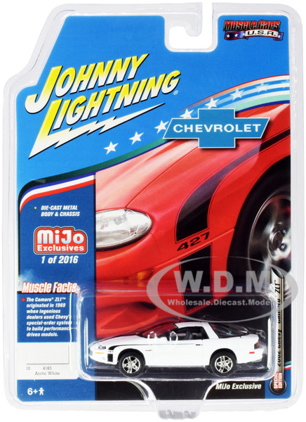 2002 Chevrolet Camaro ZL1 427 Arctic White Black Stripes Muscle Cars USA Limited Edition 2016 pieces Worldwide 1/64 Diecast Model Car Johnny Lightning JLCP7139