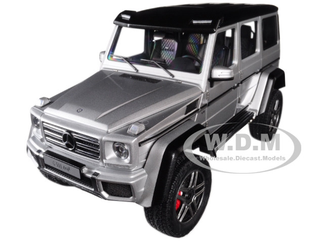 Mercedes Benz G500 4X4 2 Silver 1/18 Model Car Autoart 76318