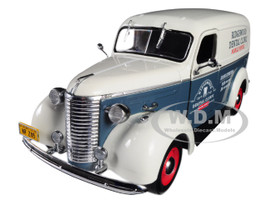 1939 Chevrolet Panel Truck Ridgewood Dental Clinic Norman Rockwell Delivery Vehicles Series Dark Gray White 1/24 Diecast Model Car Greenlight 18249