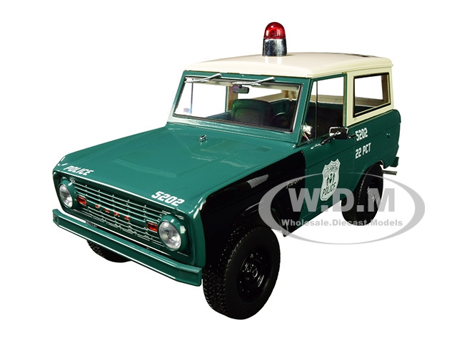 ford bronco 1 18 diecast