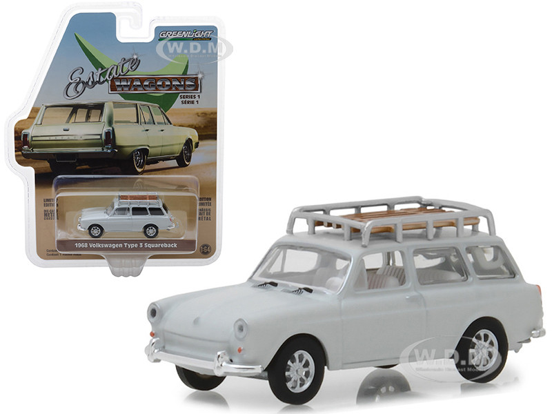 1962 VOLKSWAGEN TYPE 3 SQUAREBACK WITH SURFBOARDS RED 1//64 BY GREENLIGHT 97050 A