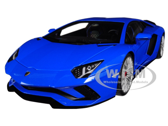 Lamborghini Aventador S Blu Nila Pearl Blue 1/18 Model Car Autoart 79134