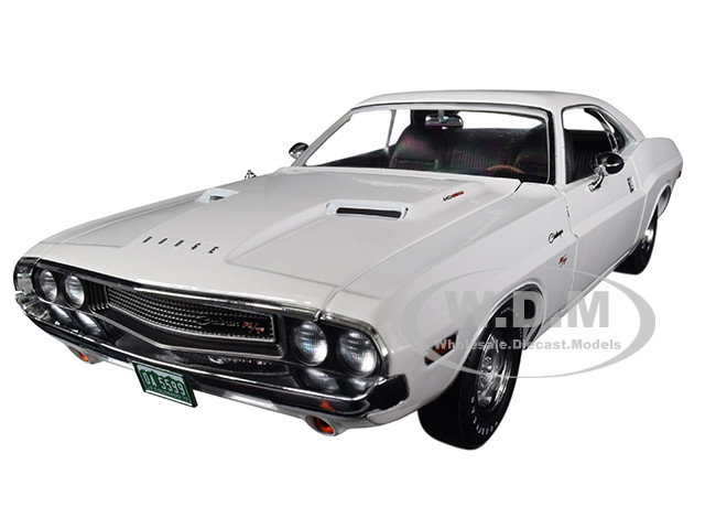 1970 Dodge Challenger R T White Vanishing Point 1971 Movie 1 18 Diecast Model Car Greenlight