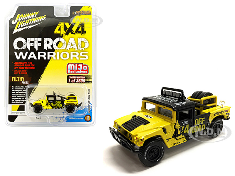 Hummer H1 Race Truck Yellow Black Tire Carrier Off Road Warriors Limited Edition 3600 pieces Worldwide 1/64 Diecast Model Car Johnny Lightning JLCP7157