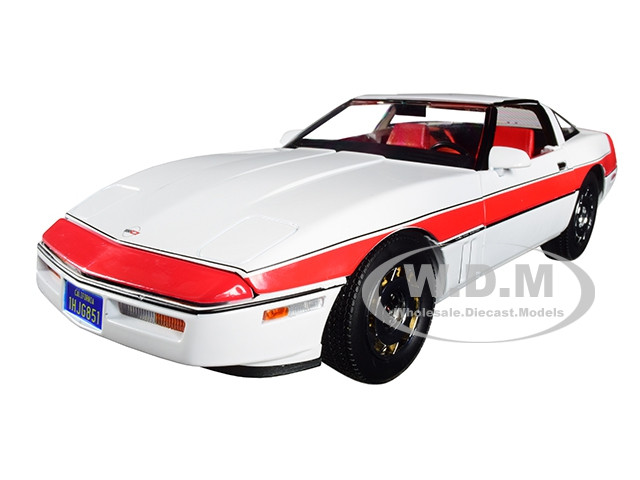 1984 Chevrolet Corvette C4 Convertible White With Red Stripe The A Team 1983 1987 Tv Series 1 18 Diecast Model Car By Greenlight