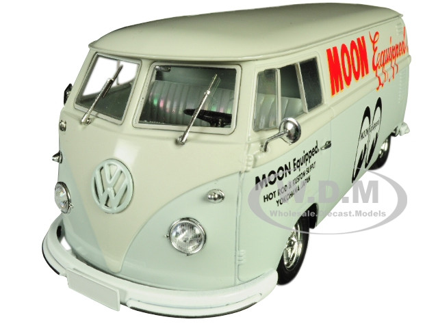 M2 1/64 EMPI Equipped 1960 VW Volkswagen Delivery Van Ltd Edit Of 3600 White New