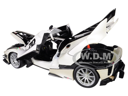Ferrari FXX-K Evo #70 White 1/18 Diecast Model Car Bburago 16012