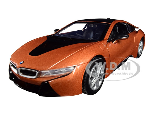 79359OR* Motormax 1:24 Metallic Orange 2018 BMW i8 Coupe