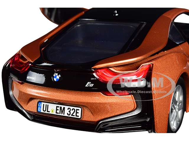 2018 BMW i8 Coupe Metallic Orange Black Top 1/24 Diecast Model Car