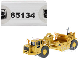 CAT Caterpillar 627G Wheeled Scraper Tractor with Operator High Line Series 1/87 HO Scale Diecast Model Diecast Masters 85134