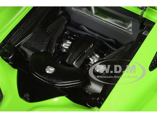 McLaren 675LT Napier Green Black Wheels 1/18 Model Car Autoart 76049