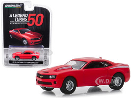 2012 CHEVROLET CORVETTE CONVERTIBLE INFERNO ORANGE 1/64 BY GREENLIGHT 27870 C Cars, Trucks & Vans