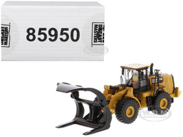 CAT Caterpillar 972M Wheel Loader Log Fork and Operator High Line Series 1/87 HO Scale Diecast Model Diecast Masters 85950