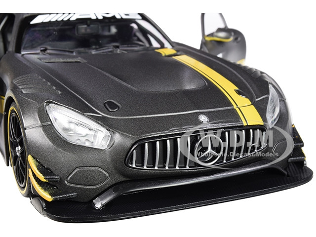 AMG GT3 1/24スケールモデル グレー/イエロー メルセデス・AMG GT3 プレゼンテーションカー (グレー/イエロー