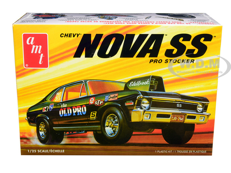 Skill 2 Model Kit 1972 Chevrolet Nova SS Pro Stocker 1/25 Scale Model AMT AMT1142 M