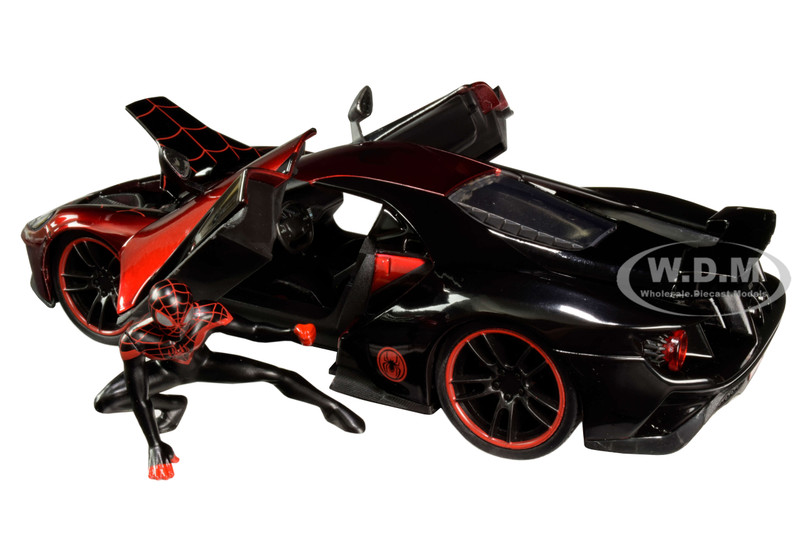 ミニカー 1:24 SPIDERMAN MILES MORALES &amp; 2017 FORD Amazon.com: Jada Marvel Miles Morales 2017 Ford GT 1:24