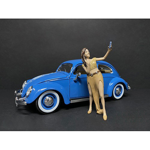 Partygoers Figurine V for 1/24 Scale Models American Diorama 38325