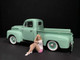 Car Girl in Tee Madee Figurine for 1/18 Scale Models American Diorama 38239
