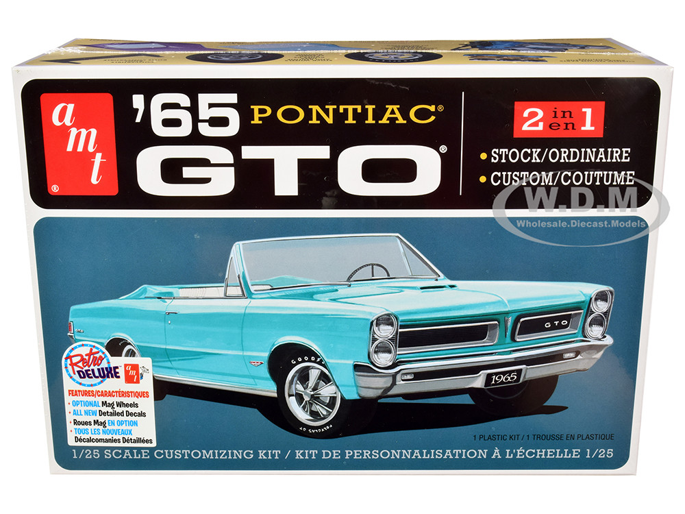 AMT 1965 Pontiac Bonneville 1:25 Scale Model Kit