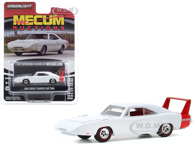 1969 DODGE CHARGER DAYTONA HEMI NEW 1:64 SCALE COLLECTOR DIECAST CAR