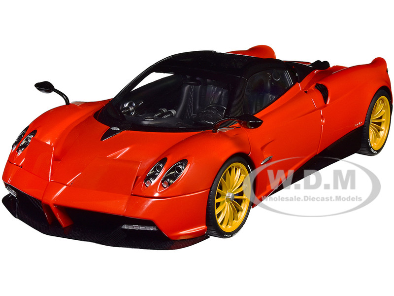 Pagani Huayra Roadster Rosso Monza Red Carbon Luggage Set 1/18 Model Car Autoart 78287