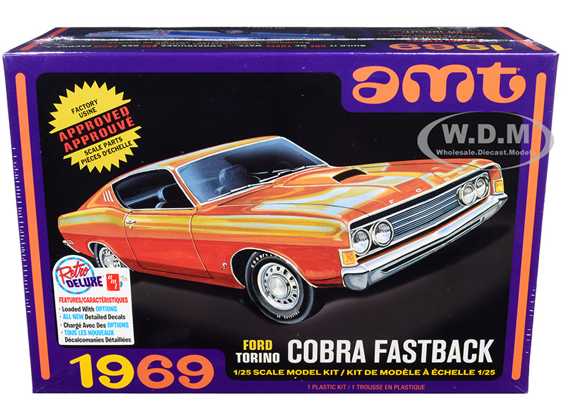 Skill 2 Model Kit 1969 Ford Torino Cobra Fastback 3-in-1 Kit 1/25 Scale Model AMT AMT1217M