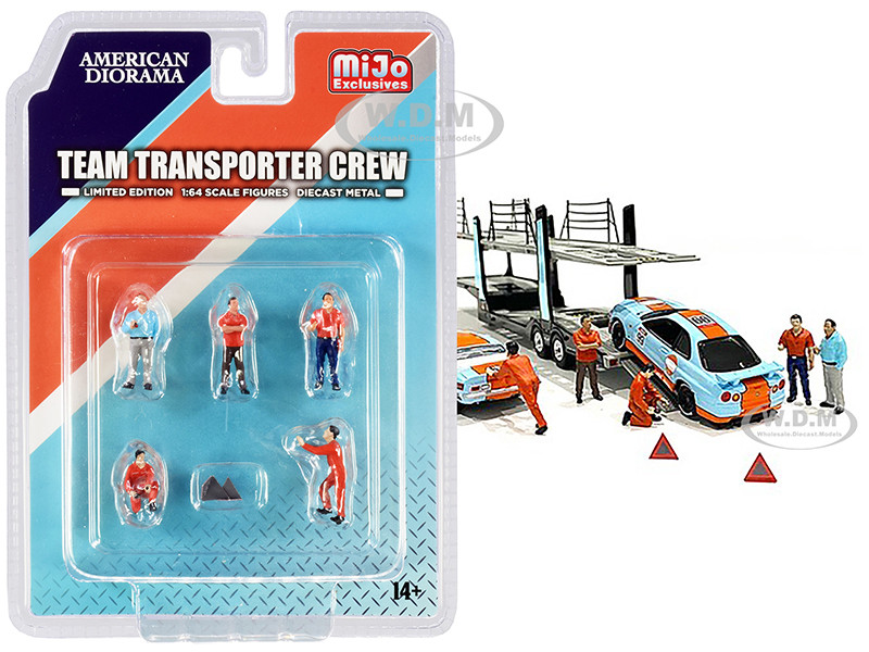 Team Transporter Crew Diecast Set 6 pieces 5 Figurines 2 Warning Triangles 1/64 Scale Models American Diorama 76463