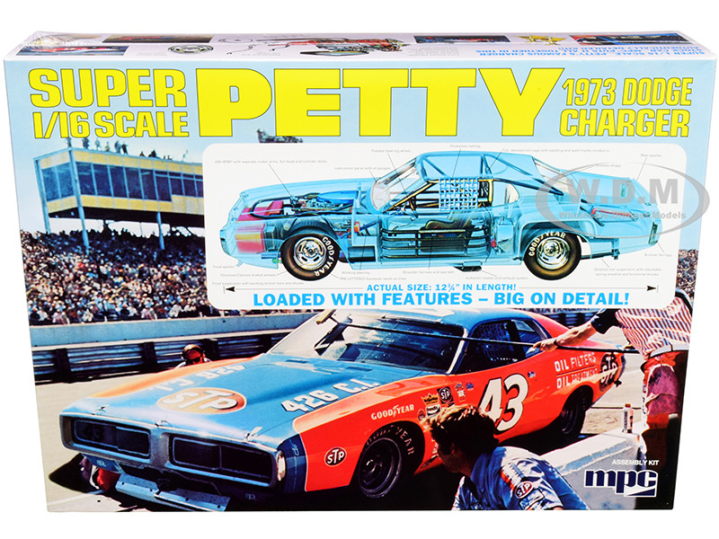 Skill 3 Model Kit 1973 Dodge Charger Richard Petty 1/16 Scale Model MPC MPC938