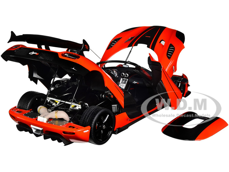 Koenigsegg Agera RS Chili Red Black Accents 1/18 Model Car Autoart
