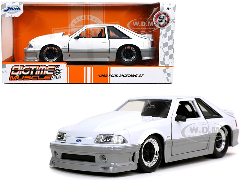 Jada Toys Bigtime Muscle 1:24 1989 Ford Mustang GT Die-cast Car White Toys for Kids and Adults 