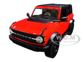 2021 Ford Bronco Wildtrak Red Black Top Special Edition 1/18 Diecast Model Car Maisto 31456
