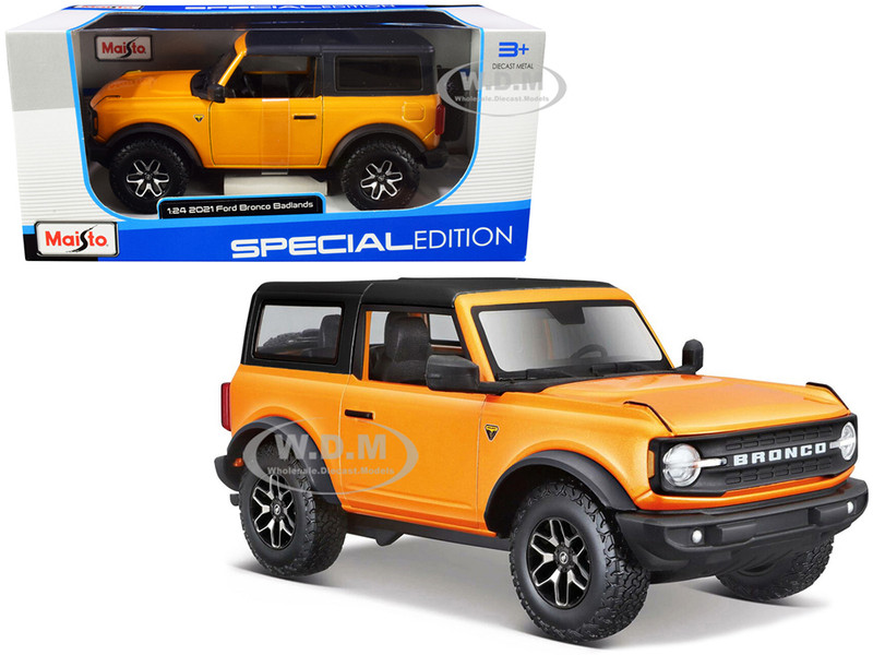 2021 Ford Bronco Badlands Orange Metallic Black Top Special Edition 1/24 Diecast Model Car Maisto 31530