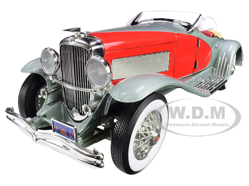 1935 Duesenberg SSJ Speedster Green Metallic Enamel Red Coves 1/18 Diecast Model Car Autoworld AW279