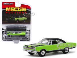 1969 Plymouth HEMI GTX Bright Green with Black Top and Black Stripes Louisville 2018 Mecum Auctions Collector Cars Series 4 1/64 Diecast Model Car Greenlight 37190 C