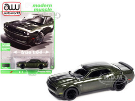 2019 Dodge Challenger SRT Hellcat F8 Green Metallic Twin Black Stripes Modern Muscle Limited Edition 13904 pieces Worldwide 1/64 Diecast Model Car Autoworld 64322 AWSP076 B