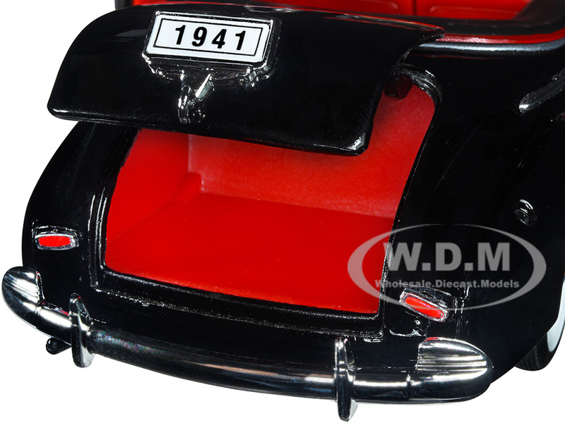 1941 Chevrolet Special Deluxe Convertible Black Red Interior
