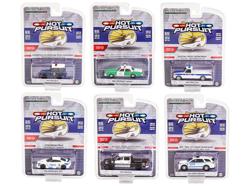 Hot Pursuit Set of 6 Police Cars Series 40 1/64 Diecast Model Cars Greenlight 42980