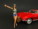 Hitchhiker 2 piece Figurine Set Green Shirt for 1/24 Scale Models American Diorama 23996G