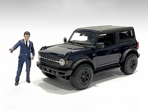 The Dealership Male Salesperson Figurine for 1/24 Scale Models American Diorama 76407