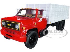 1970s Chevrolet C65 Grain Truck Corn Load Red White 1/34 Diecast Model First Gear 10-4254