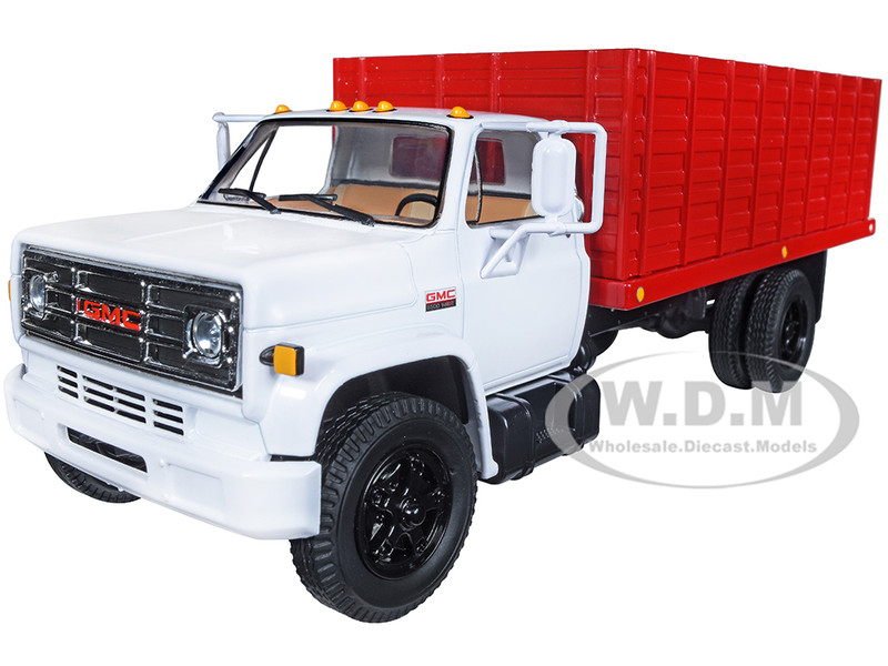 1970s GMC 6500 Grain Truck Corn Load White Red 1/34 Diecast Model First Gear 10-4255