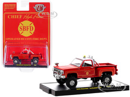 1976 Chevrolet Scottsdale 10 4x4 Fire Chief Pickup Truck Red White Top High Flame SBFD Operated City Fire Department Limited Edition 8800 pieces Worldwide 1/64 Diecast Model Car M2 Machines 31500-HS23
