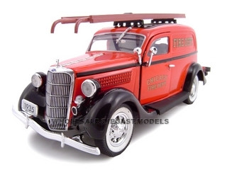 1935 Ford Chicago Fire Department 1/24 Diecast Car Model Unique Replicas 18517