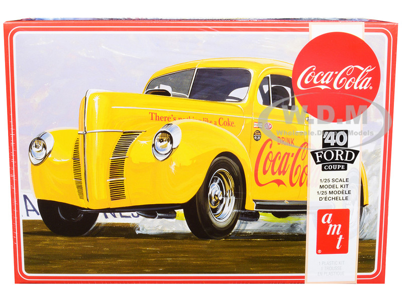 Skill 3 Model Kit 1940 Ford Coupe Coca-Cola 1/25 Scale Model AMT AMT1346M