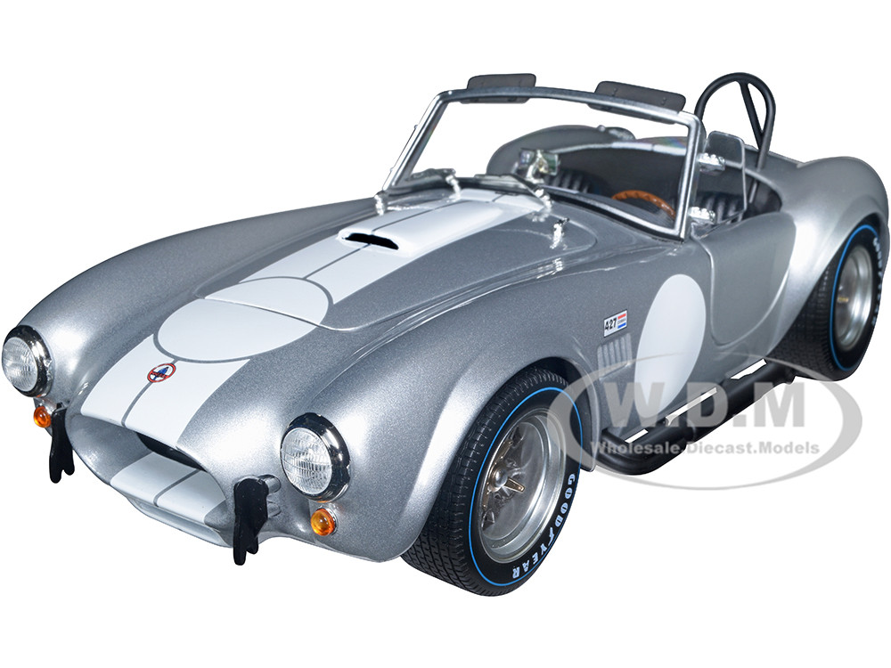 1:18 KYOSHO DIE-CAST SHELBY COBRA 427S/C