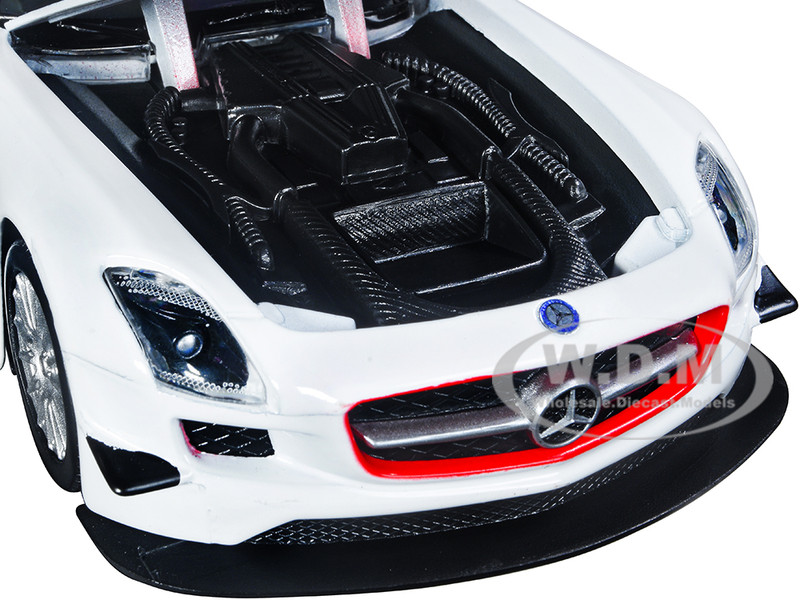 Mercedes-Benz SLS AMG GT3 #7 White GT Racing Series 1/24 Diecast